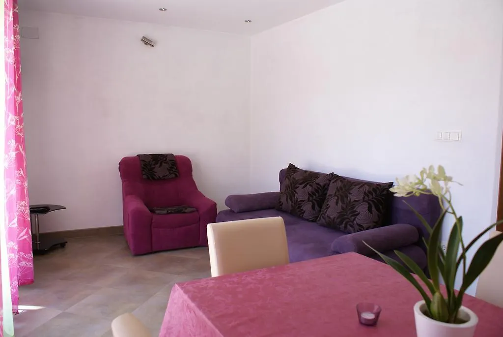 Apartment Adria Sun Porat  0*, Porat (Krk) Hırvatistan
